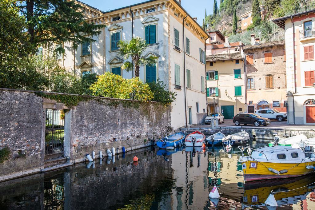 Le Camerine Apartment Water Front Toscolano Maderno Eksteriør billede